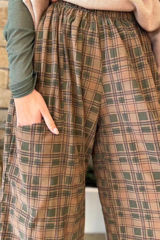 Heritage Needlecord Plaid Relaxed Barrel Pant Khaki & Camel